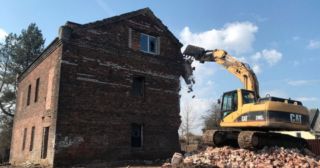 Демонтаж кирпичного дома Реж, цена от 2929 руб.